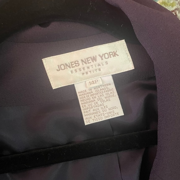 Suit blazer for work - Picture 2 of 3